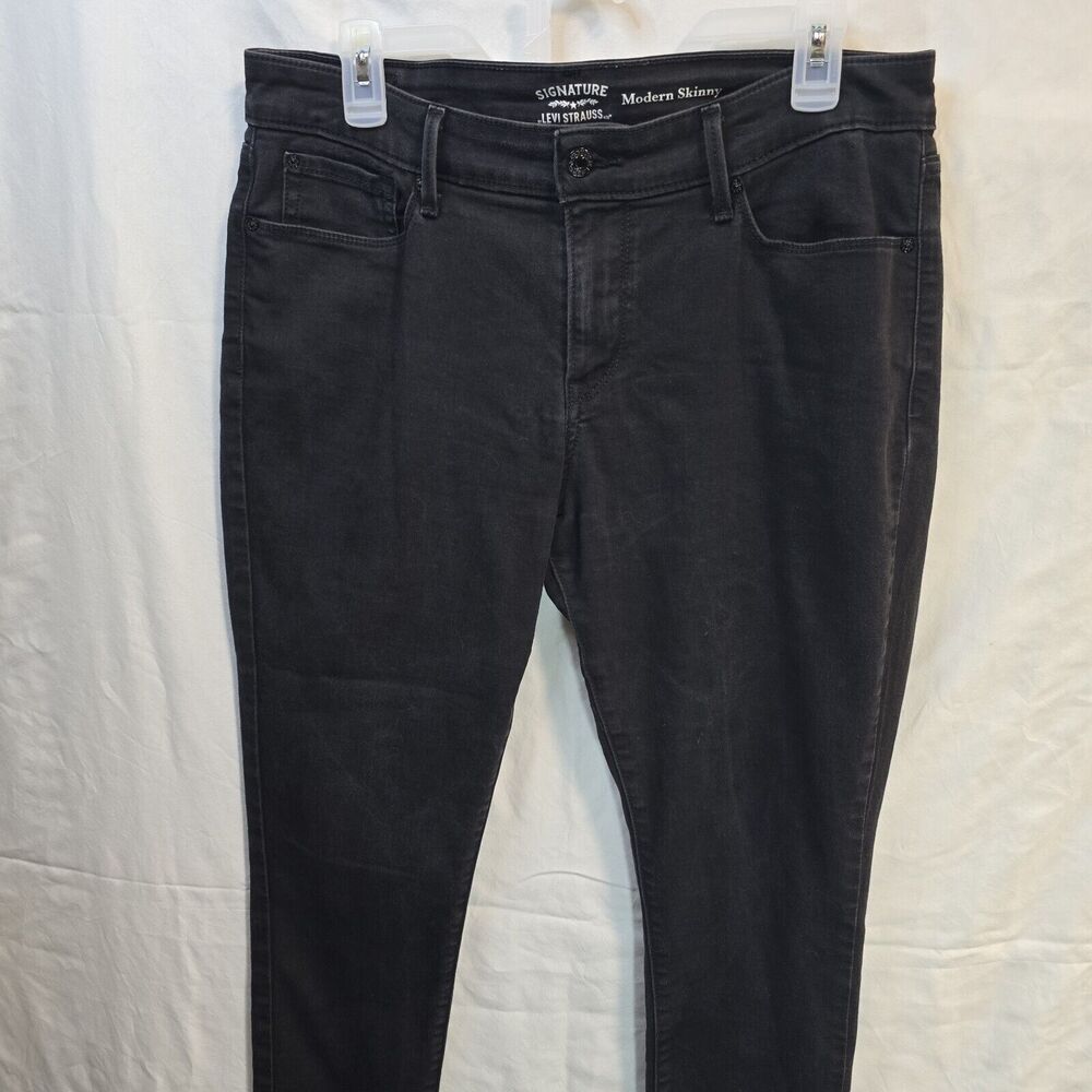 Signature by Levi Strauss & Co. Gold Women's Modern Skinny Jeans W32 L30